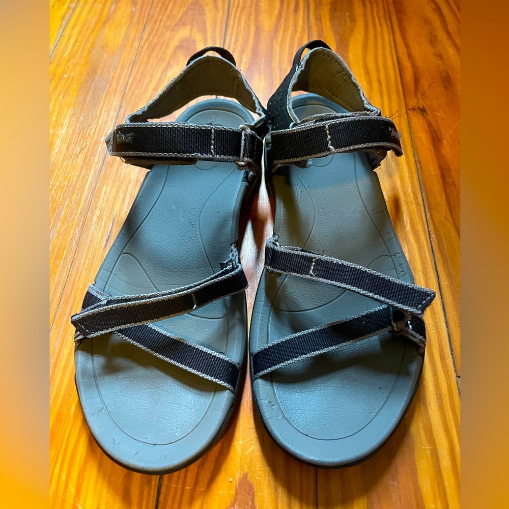 Teva verra sandals
